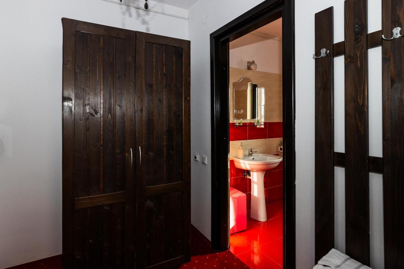 Vila Luca-Hotel Şirnea Εξωτερικό φωτογραφία