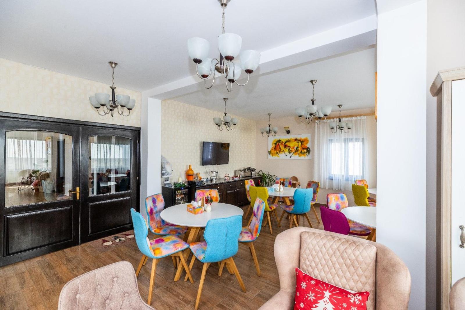 Vila Luca-Hotel Şirnea Εξωτερικό φωτογραφία