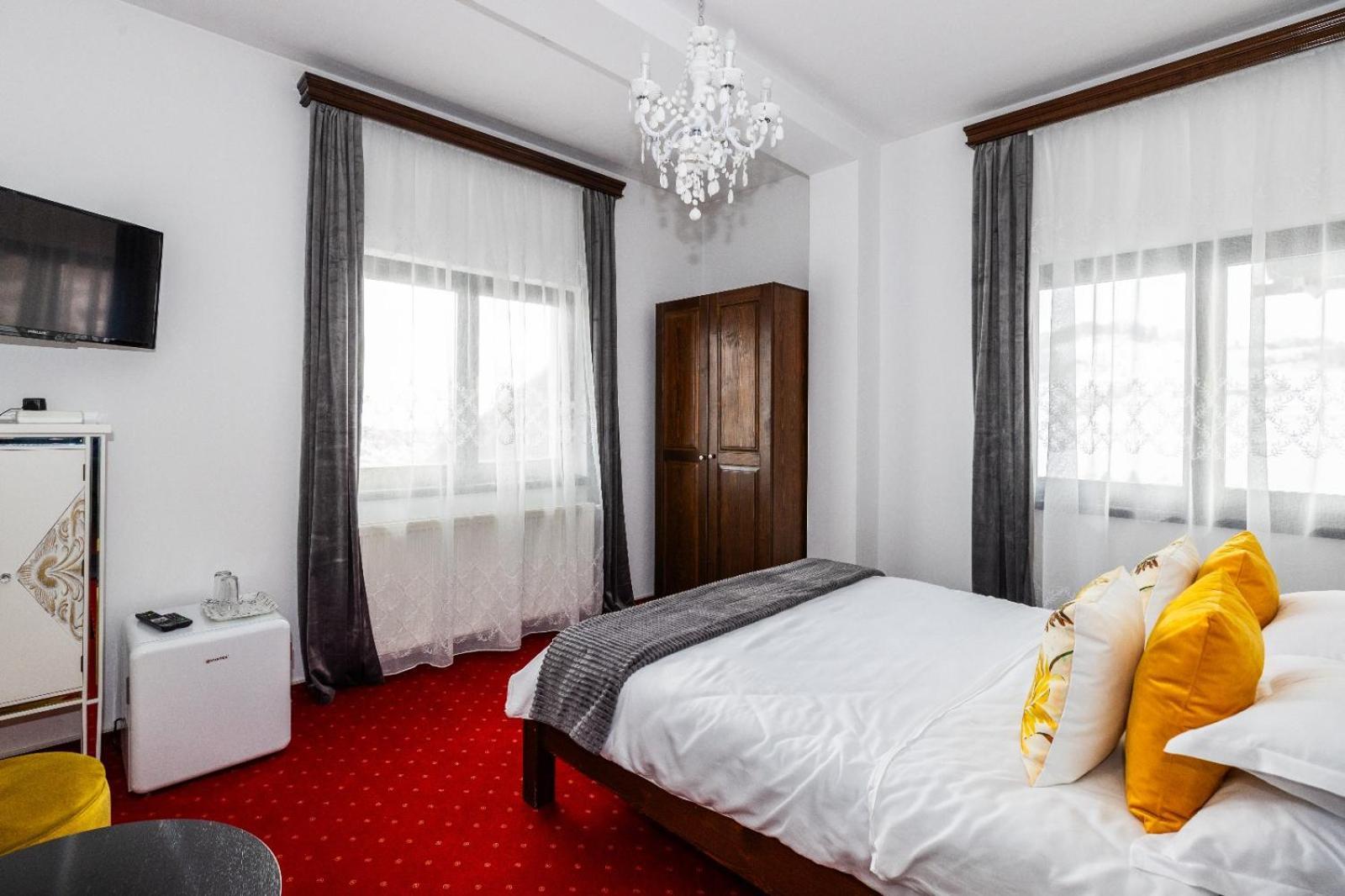 Vila Luca-Hotel Şirnea Εξωτερικό φωτογραφία